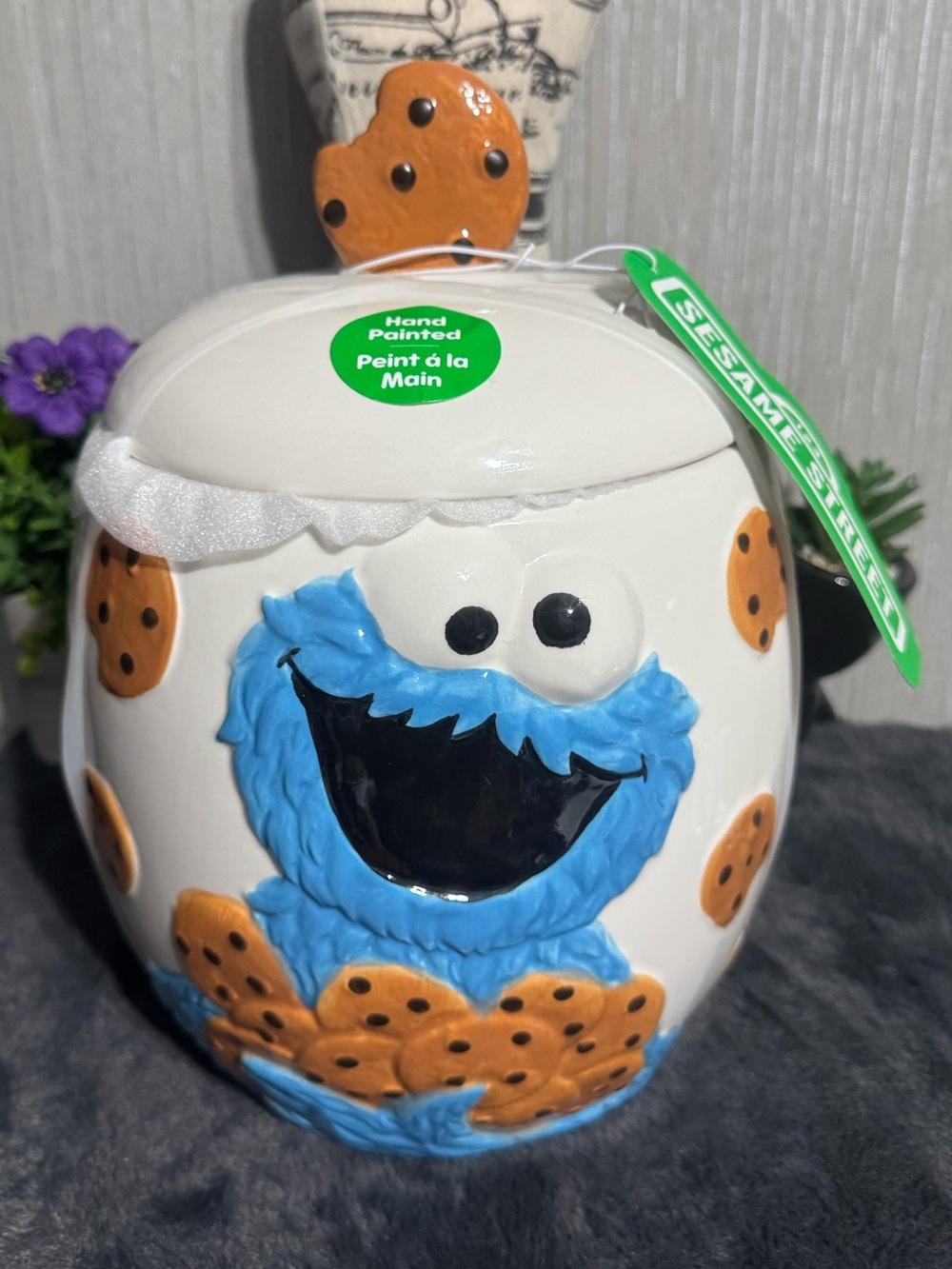 NWT Sesame Street Cookie Monster Ceramic Cookie Jar!